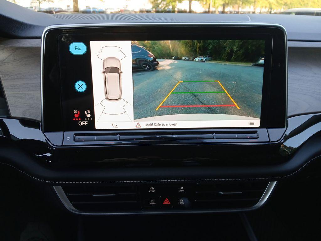 new 2026 Volkswagen Atlas car, priced at $46,524