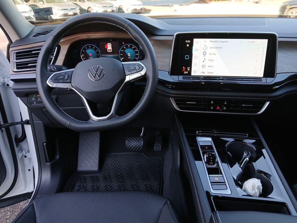 new 2026 Volkswagen Atlas car, priced at $46,524