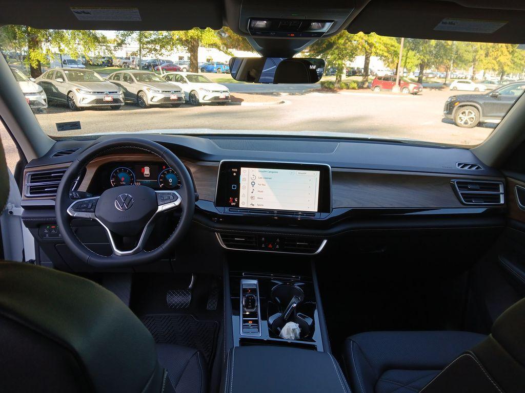 new 2026 Volkswagen Atlas car, priced at $46,524