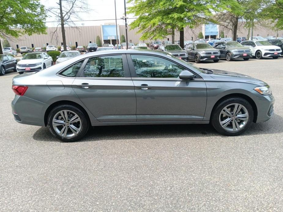 new 2024 Volkswagen Jetta car, priced at $25,059