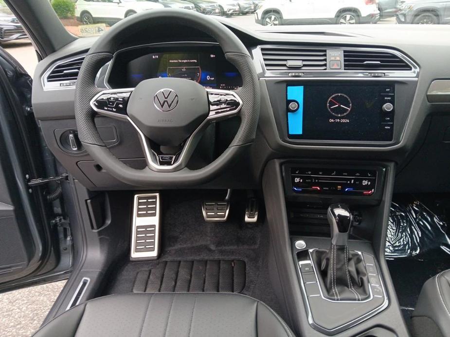 new 2024 Volkswagen Tiguan car, priced at $34,392
