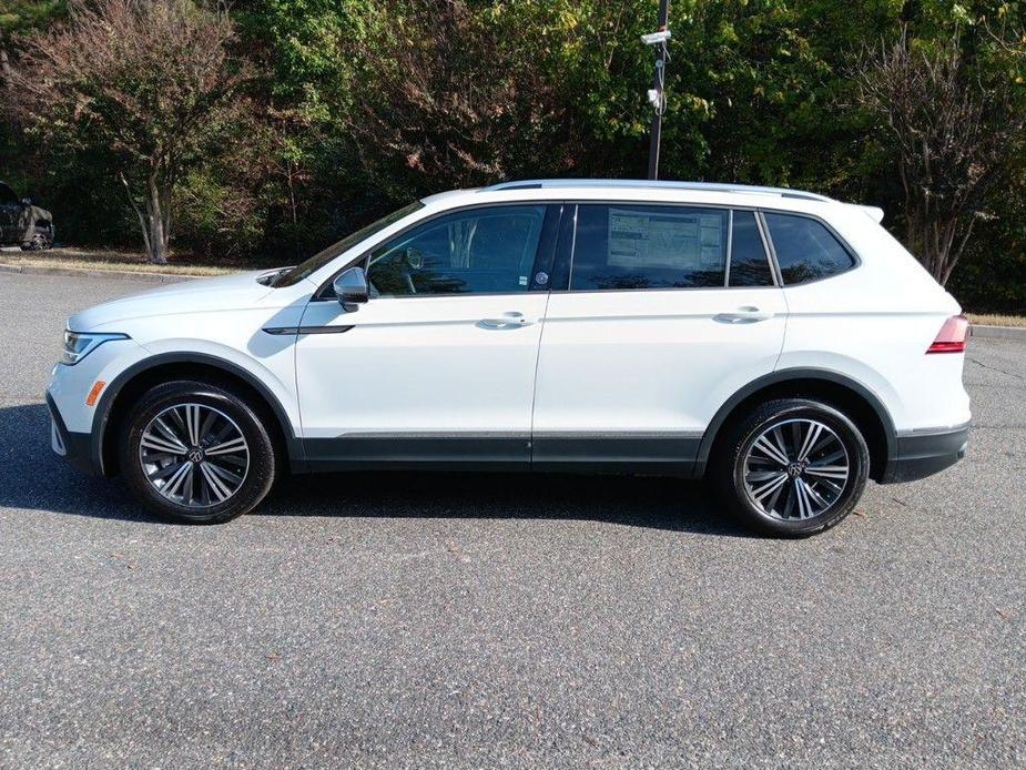 new 2024 Volkswagen Tiguan car, priced at $30,743