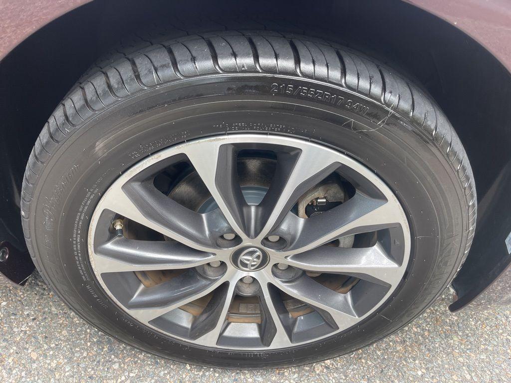 used 2018 Toyota Avalon car, priced at $23,799