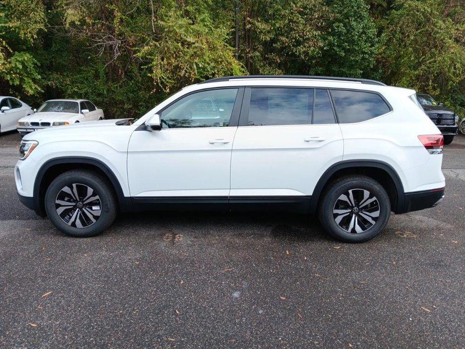 new 2025 Volkswagen Atlas car, priced at $40,052