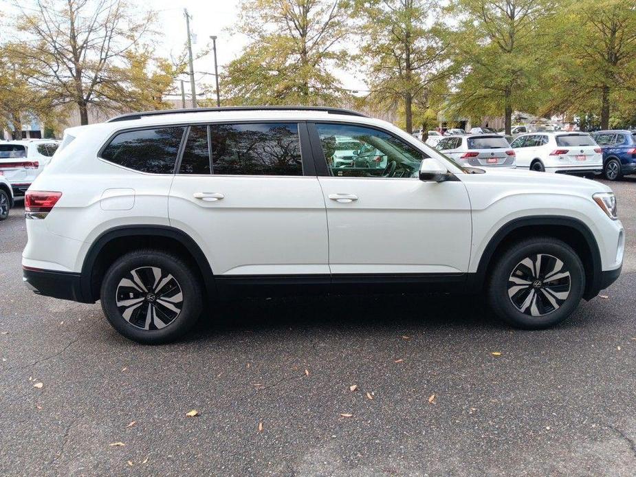 new 2025 Volkswagen Atlas car, priced at $40,052