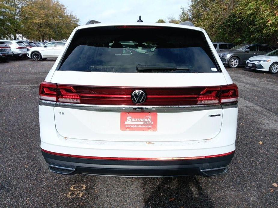 new 2025 Volkswagen Atlas car, priced at $40,052