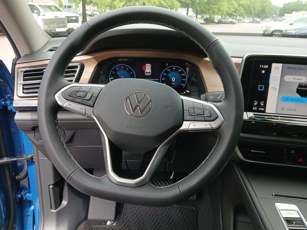 new 2025 Volkswagen Atlas car, priced at $37,493