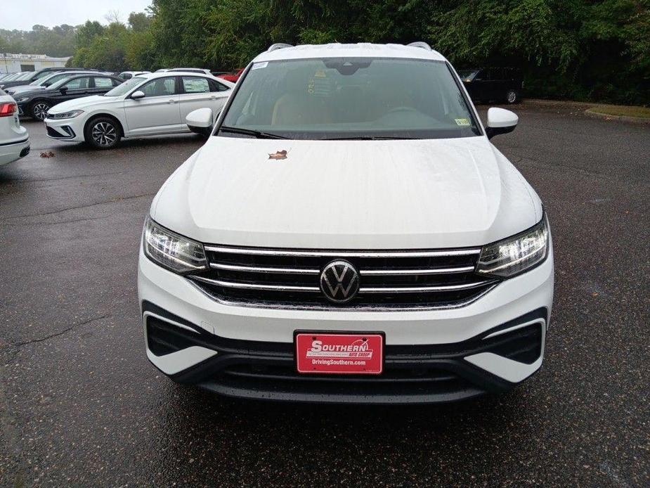 new 2024 Volkswagen Tiguan car, priced at $30,401