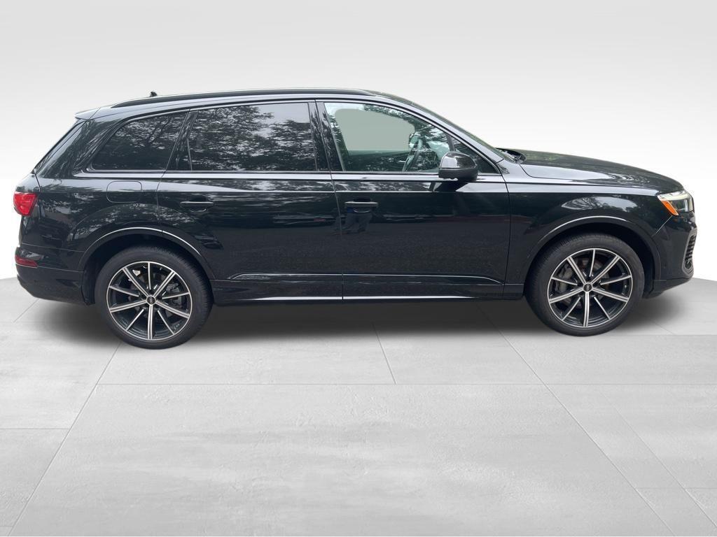 used 2025 Audi Q7 car, priced at $54,505