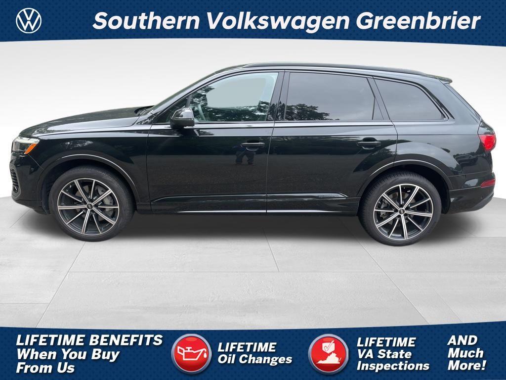 used 2025 Audi Q7 car, priced at $56,050