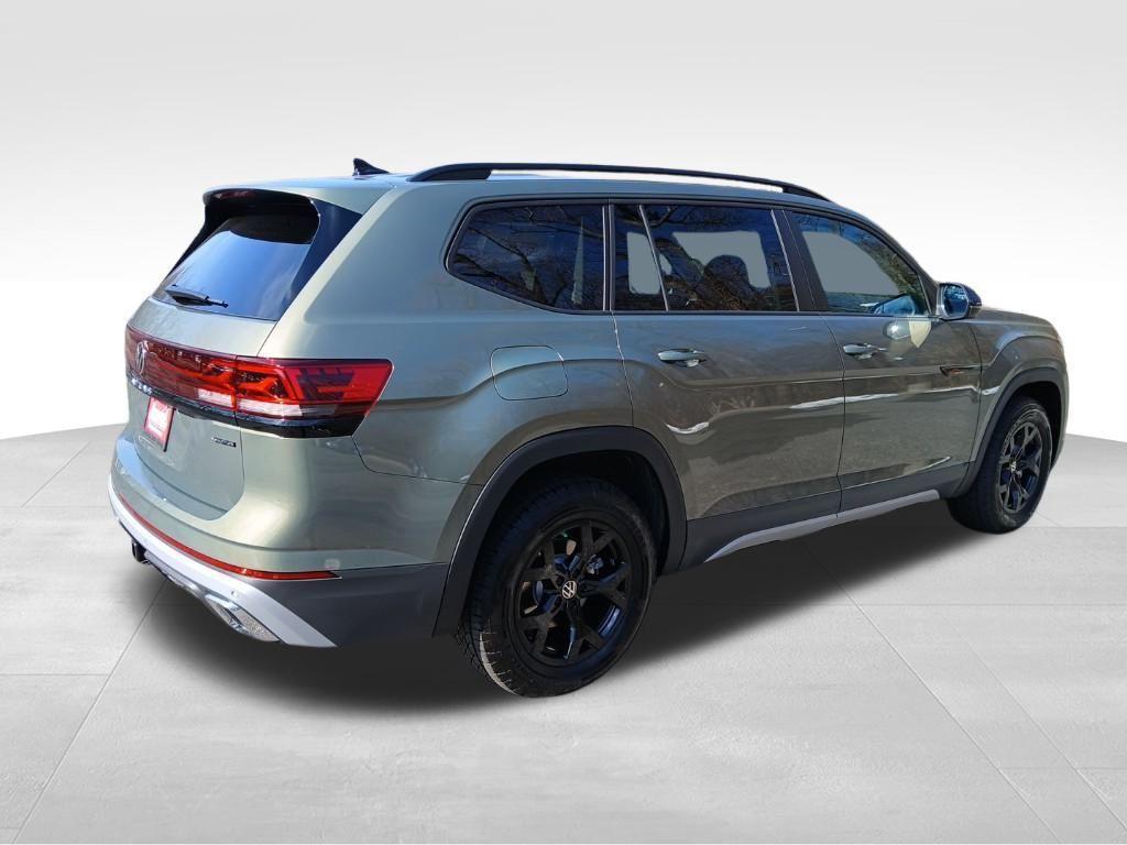 new 2025 Volkswagen Atlas car, priced at $45,834