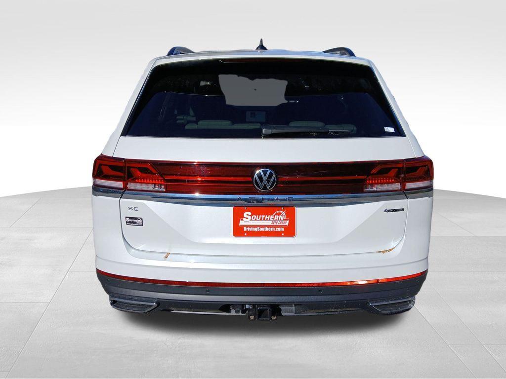 new 2026 Volkswagen Atlas car, priced at $45,907