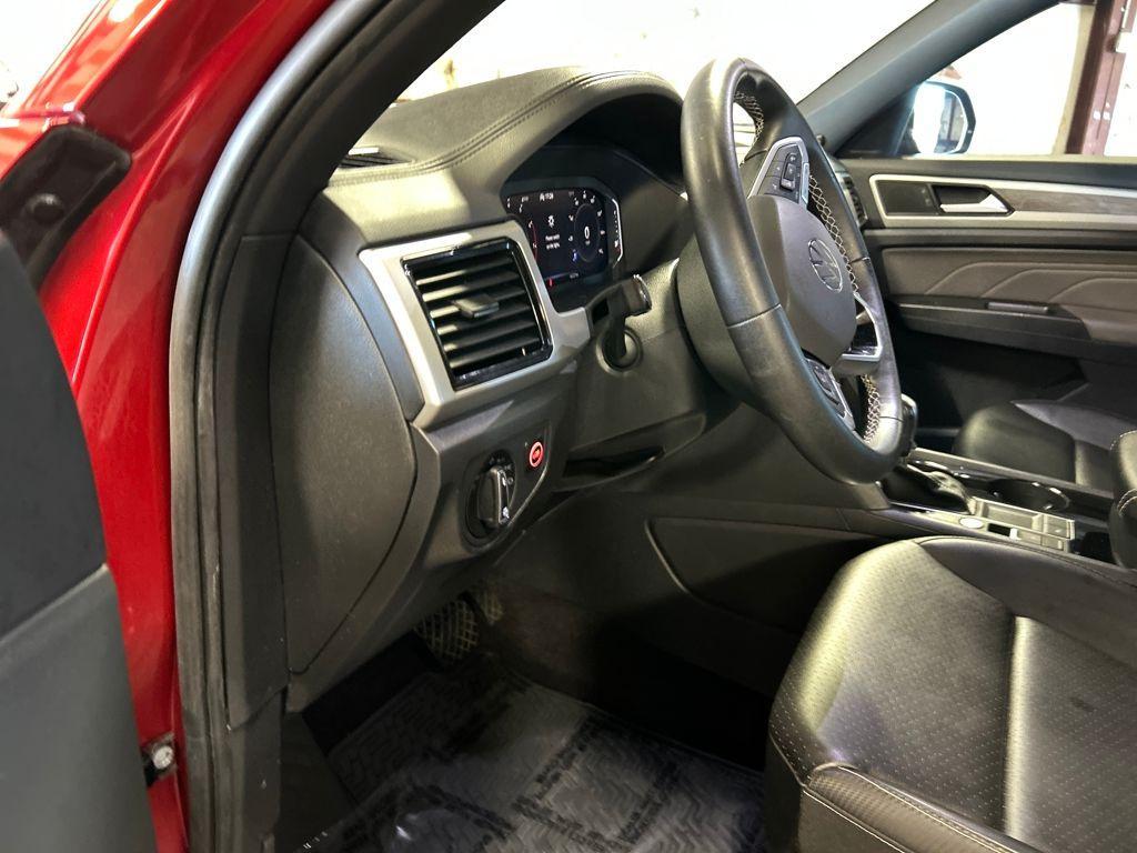 used 2022 Volkswagen Atlas Cross Sport car, priced at $31,995