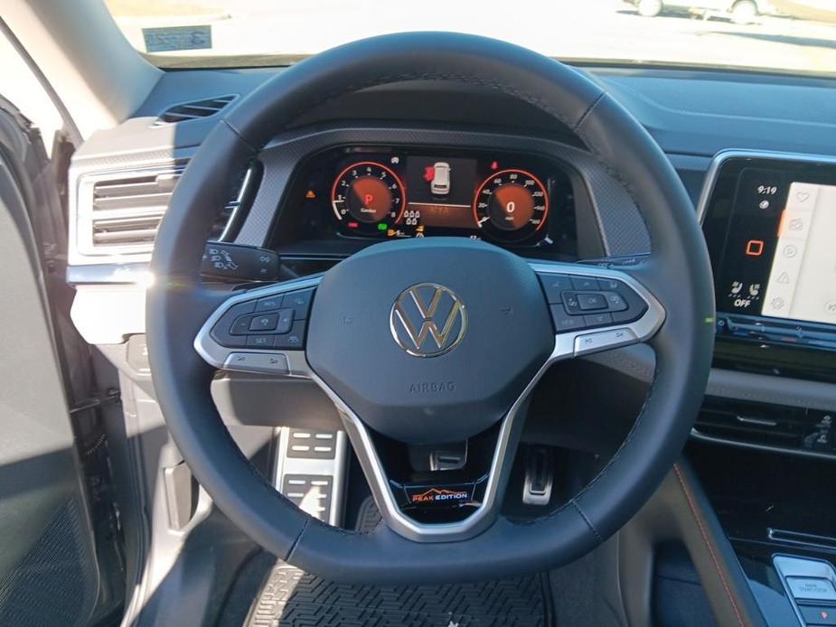 new 2024 Volkswagen Atlas car, priced at $45,636