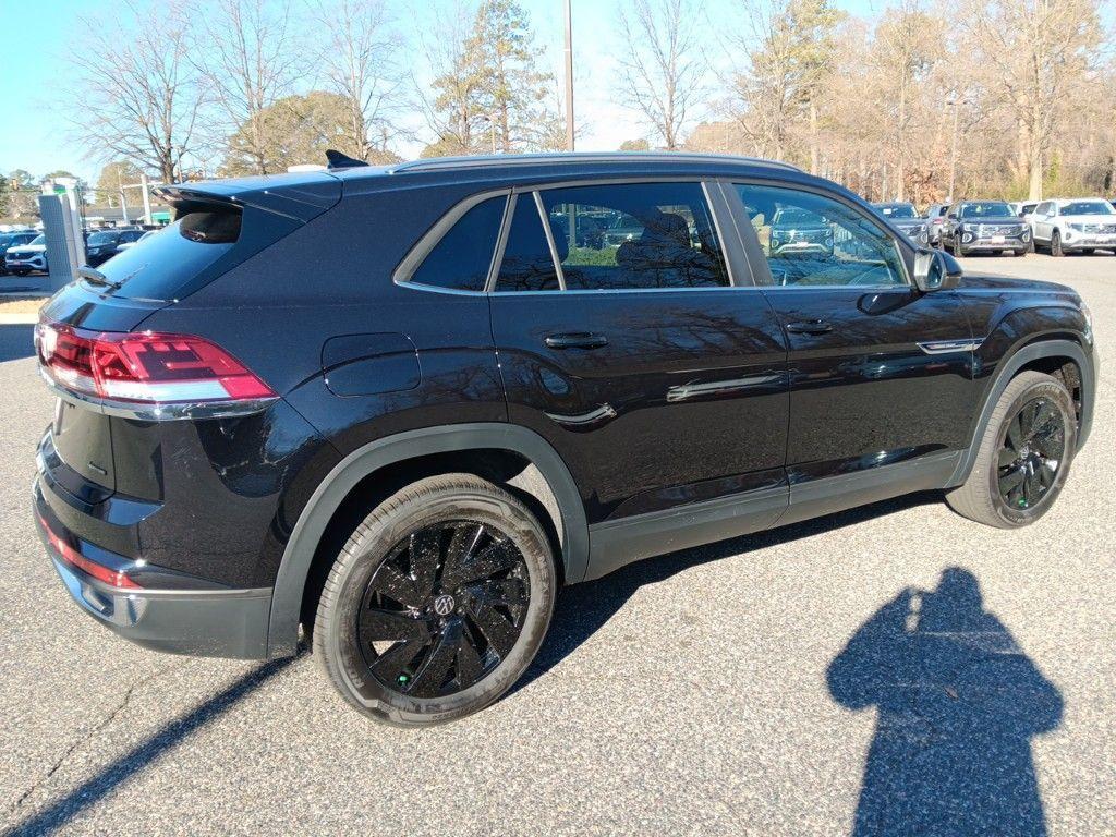 new 2025 Volkswagen Atlas Cross Sport car, priced at $44,449