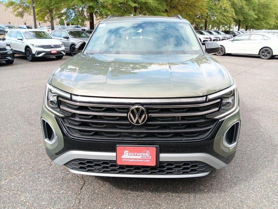 new 2025 Volkswagen Atlas car, priced at $48,111