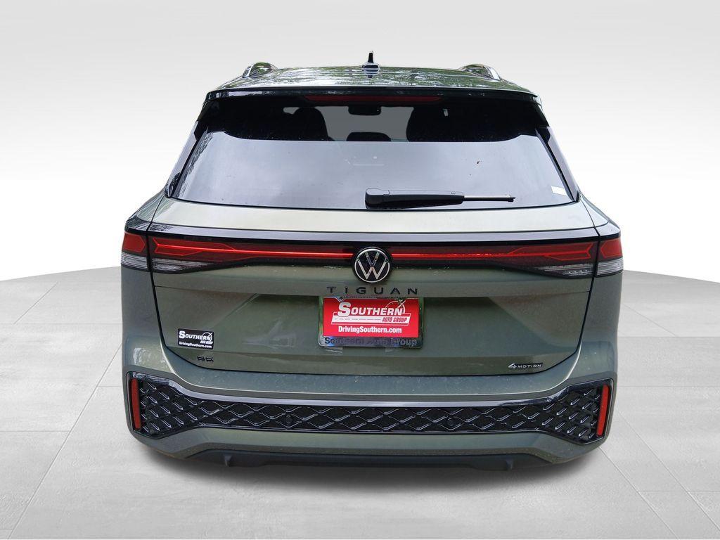 new 2025 Volkswagen Tiguan car, priced at $38,189