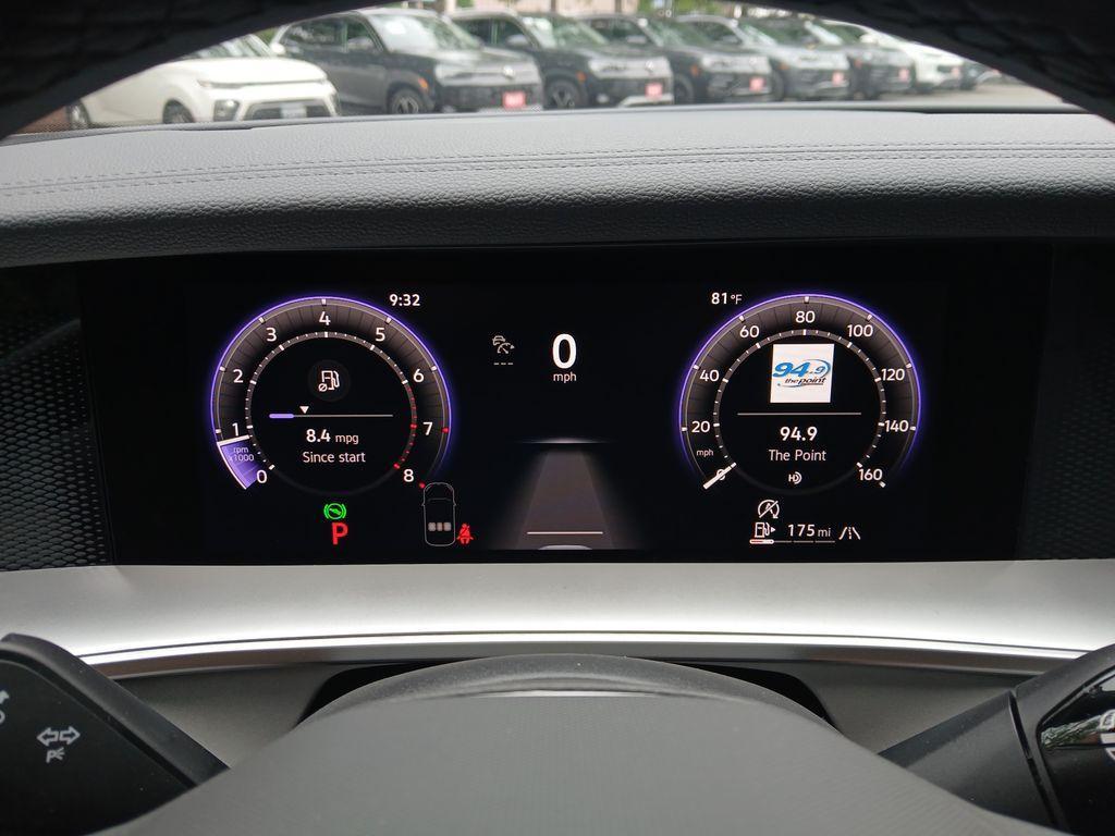 new 2025 Volkswagen Tiguan car, priced at $38,189