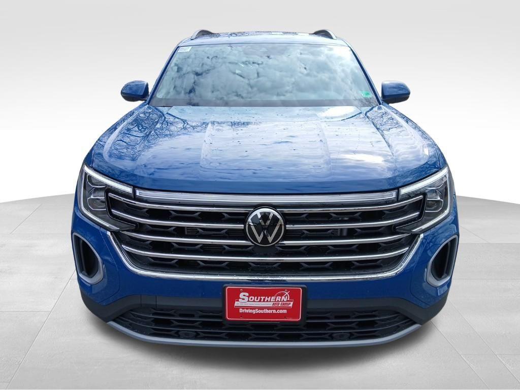 new 2025 Volkswagen Atlas car, priced at $39,962