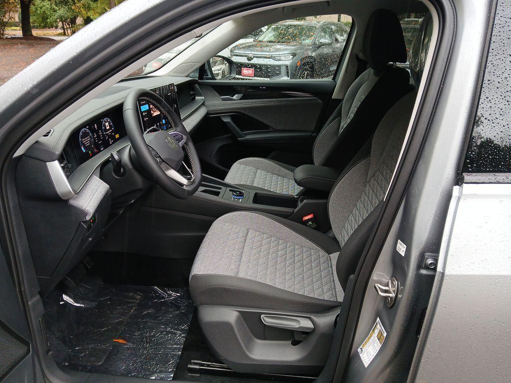 new 2026 Volkswagen Tiguan car, priced at $32,876