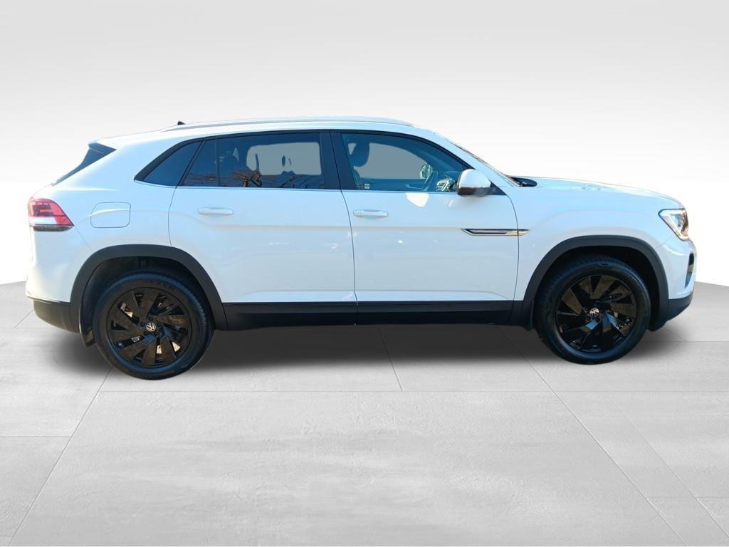 new 2025 Volkswagen Atlas Cross Sport car, priced at $44,141