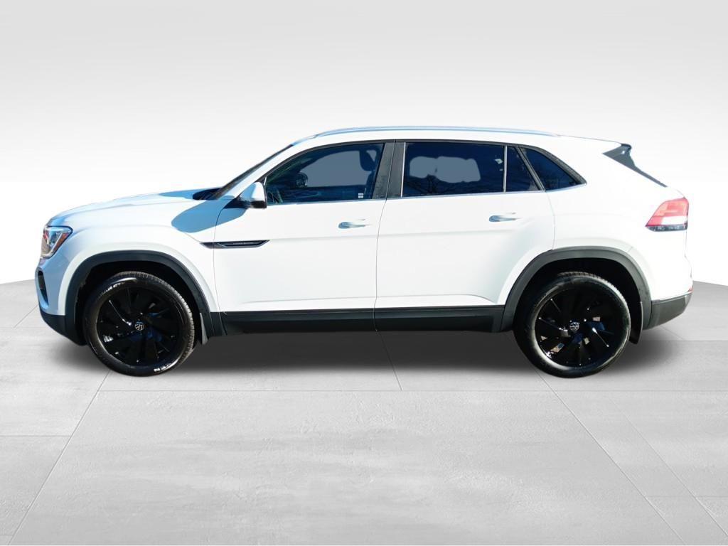new 2025 Volkswagen Atlas Cross Sport car, priced at $44,141