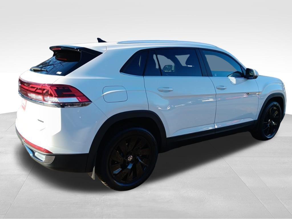 new 2025 Volkswagen Atlas Cross Sport car, priced at $44,141
