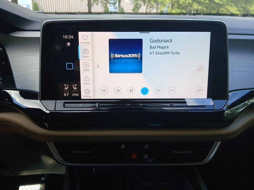 new 2026 Volkswagen Atlas Cross Sport car, priced at $41,762