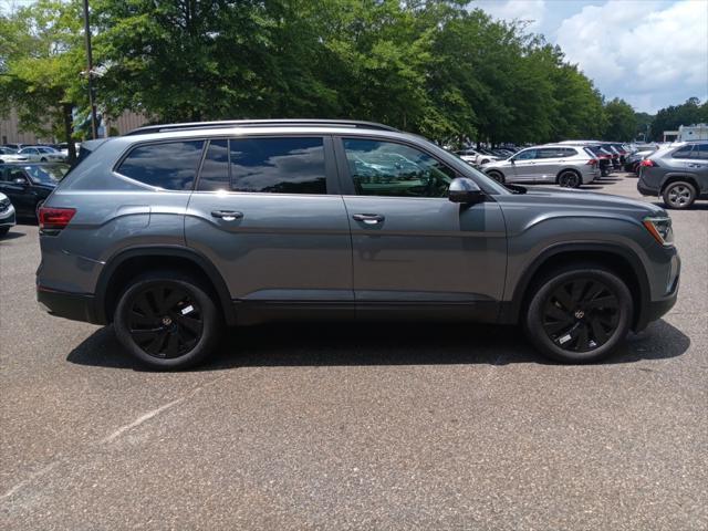 new 2024 Volkswagen Atlas car, priced at $41,713