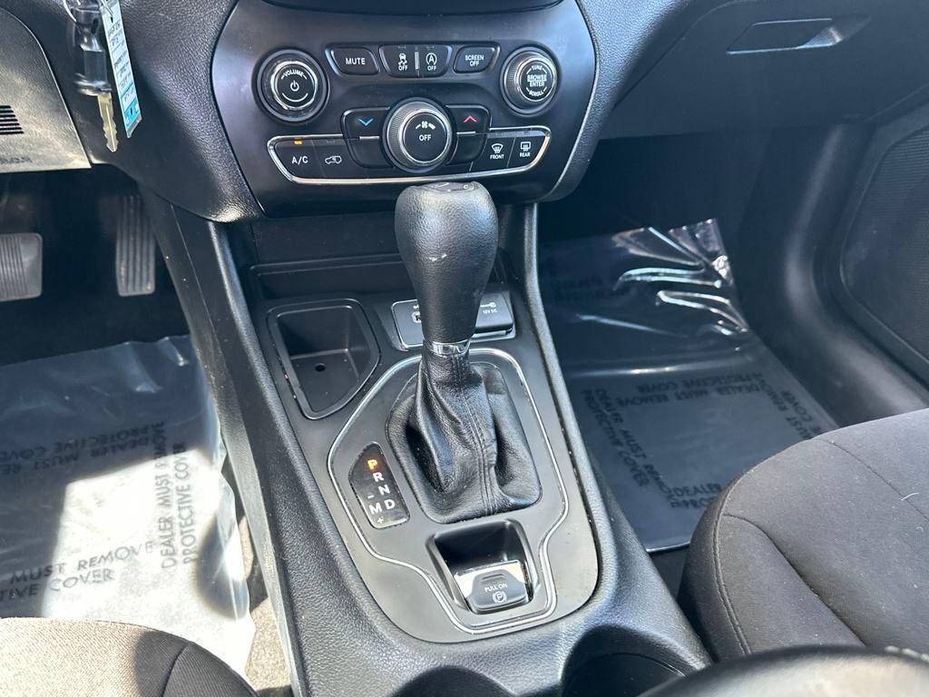 used 2021 Jeep Cherokee car, priced at $16,766