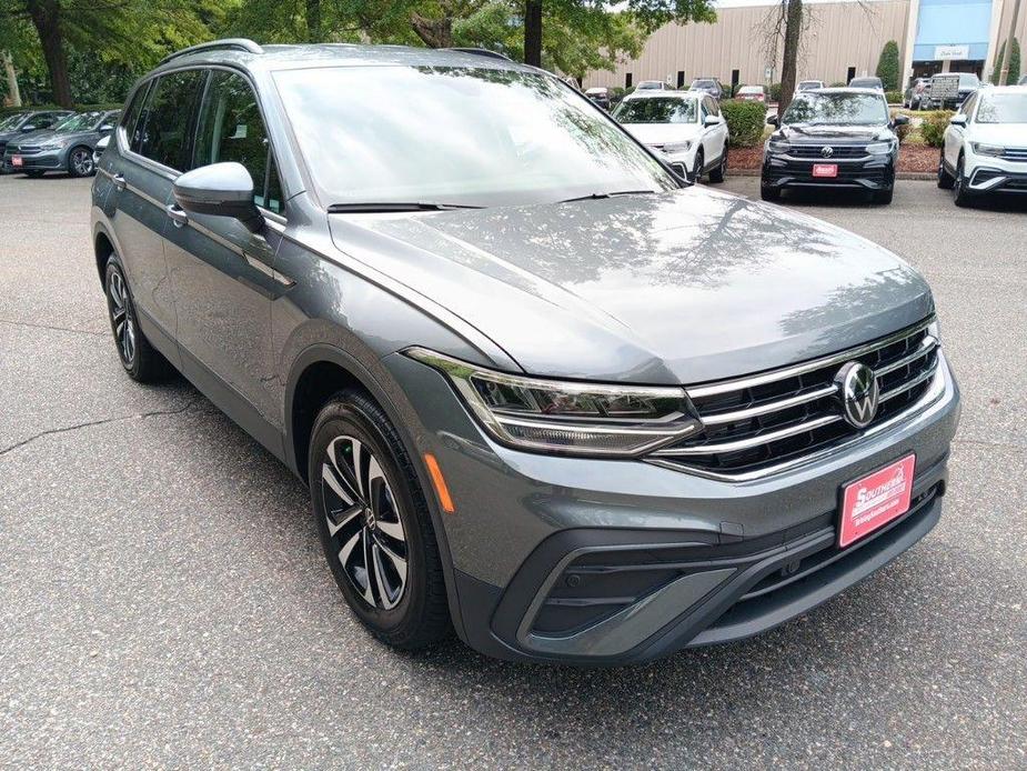 new 2024 Volkswagen Tiguan car, priced at $27,480