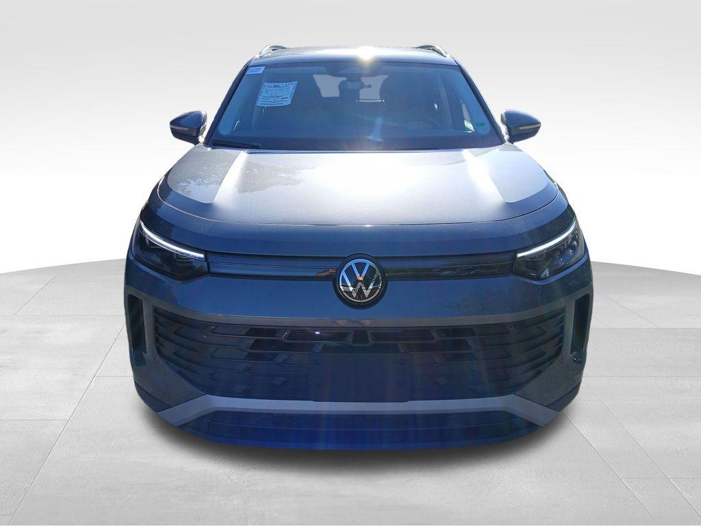 new 2025 Volkswagen Tiguan car, priced at $28,646