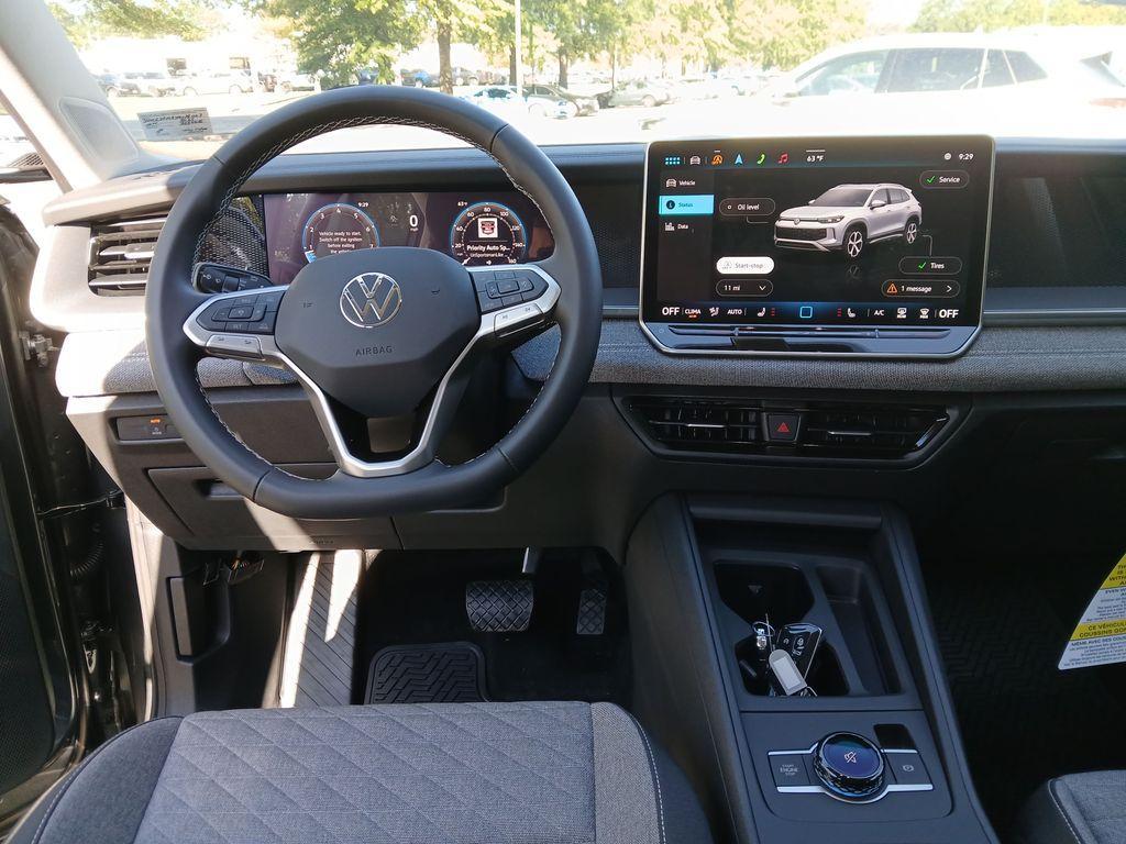 new 2025 Volkswagen Tiguan car, priced at $28,646