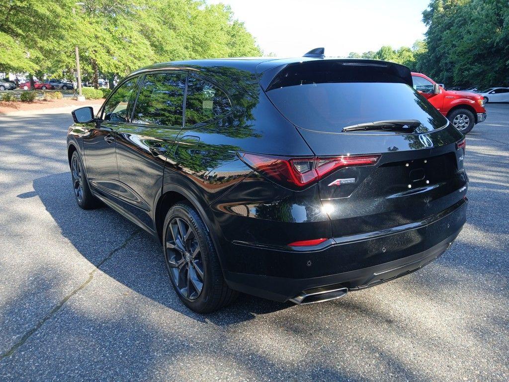 used 2022 Acura MDX car, priced at $43,330