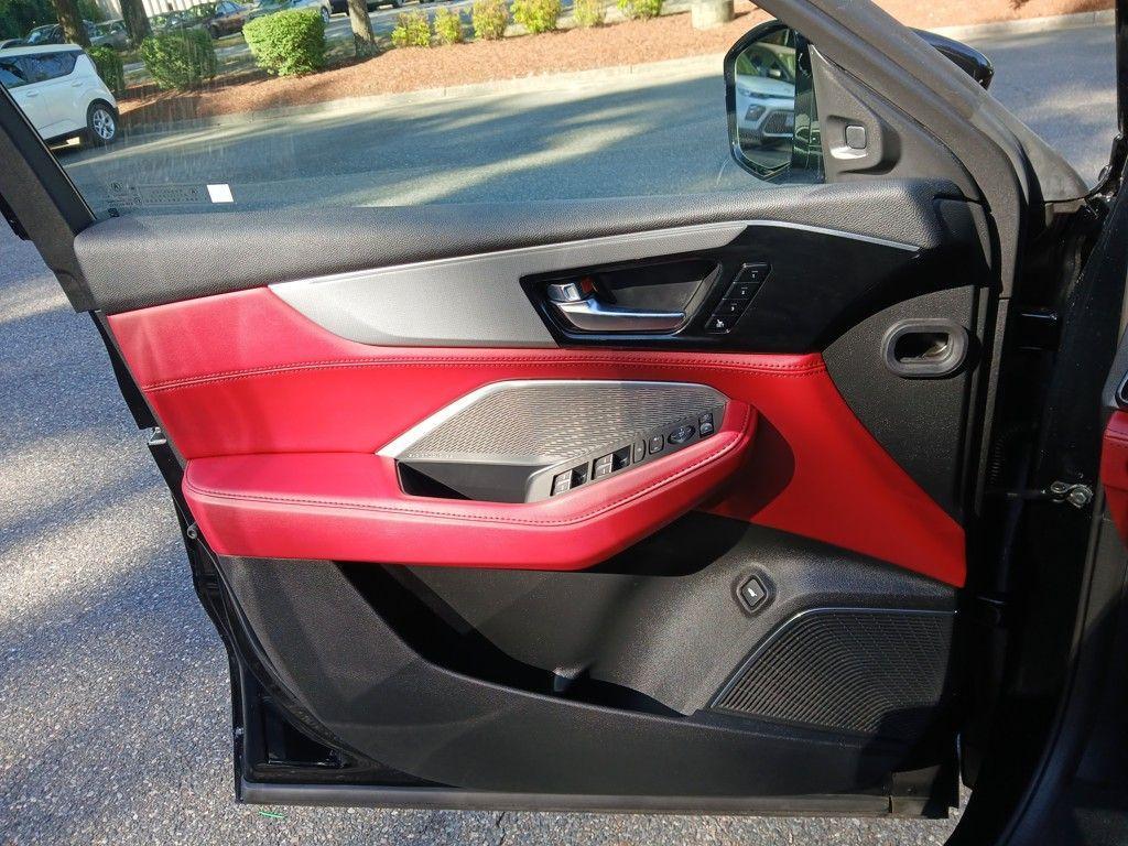 used 2022 Acura MDX car, priced at $43,330
