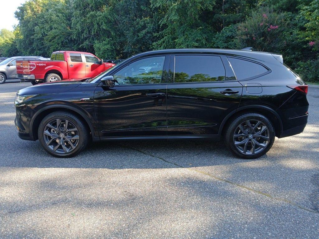 used 2022 Acura MDX car, priced at $43,330