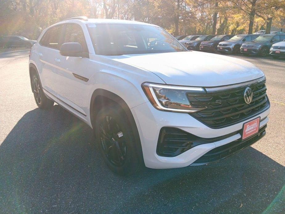 new 2025 Volkswagen Atlas Cross Sport car, priced at $50,300