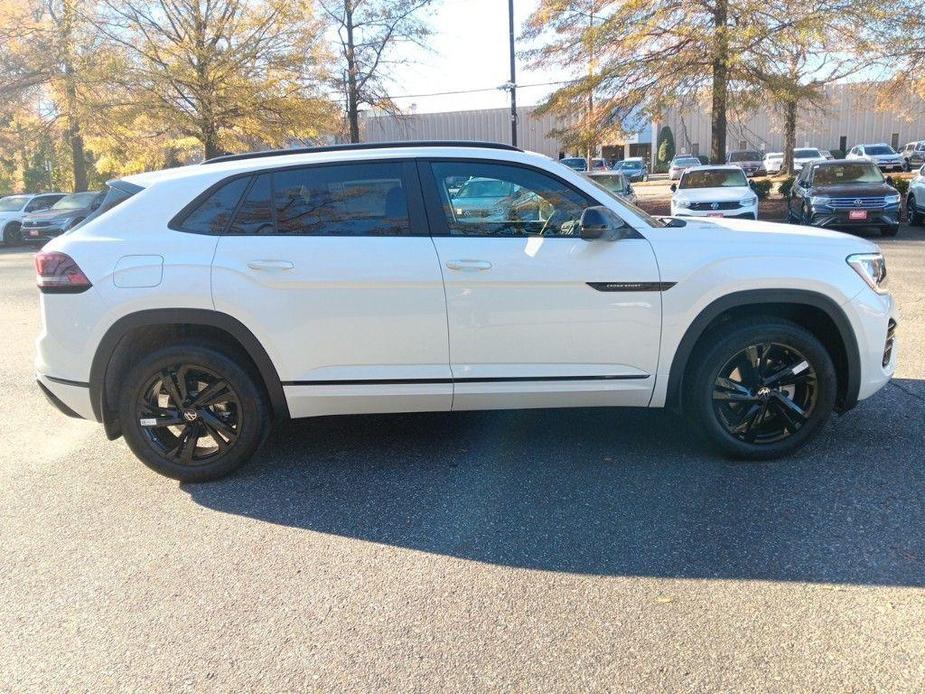 new 2025 Volkswagen Atlas Cross Sport car, priced at $50,300