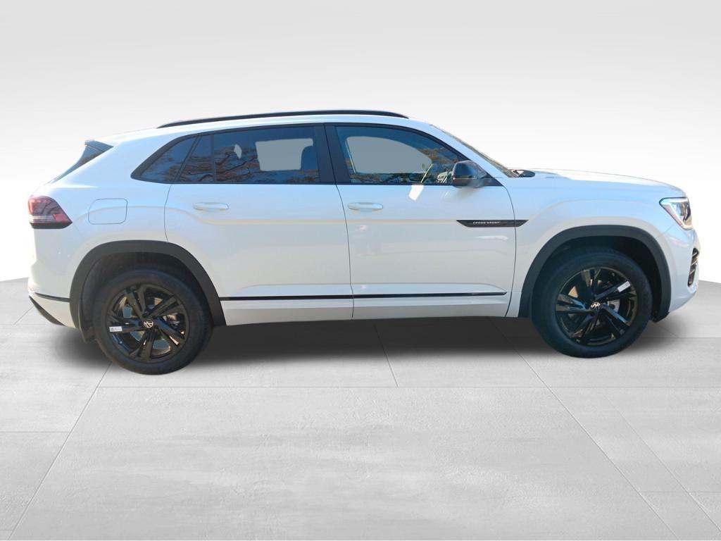 new 2025 Volkswagen Atlas Cross Sport car, priced at $49,300