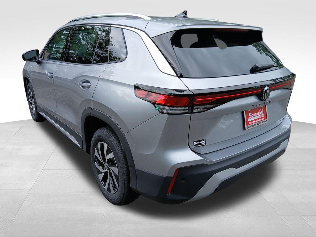 new 2025 Volkswagen Tiguan car, priced at $30,403