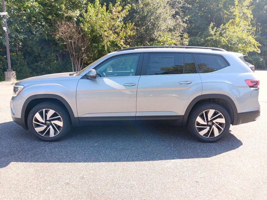 new 2024 Volkswagen Atlas car, priced at $40,278