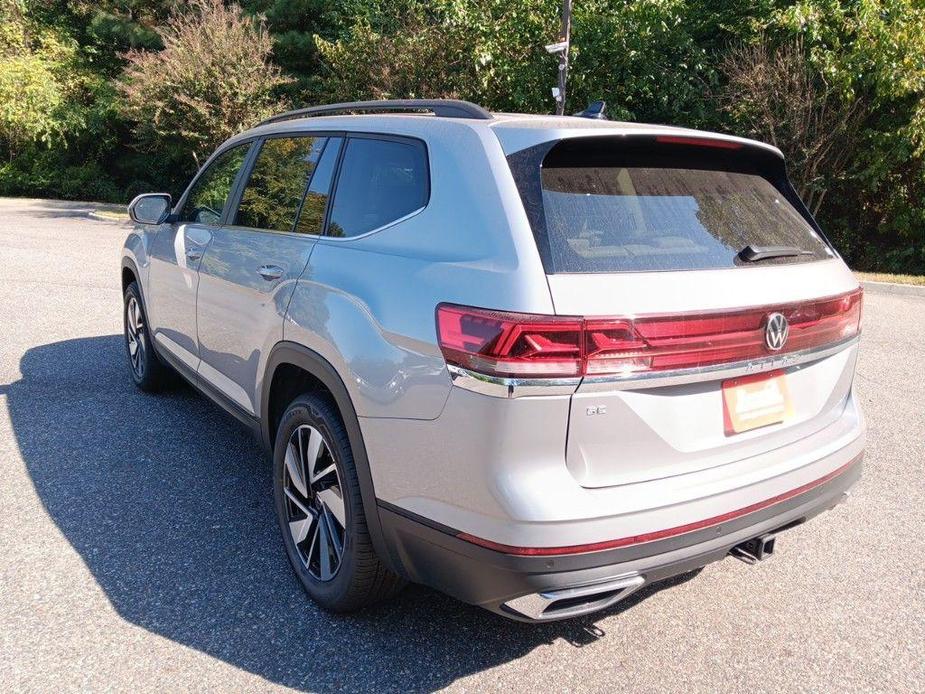 new 2024 Volkswagen Atlas car, priced at $40,278