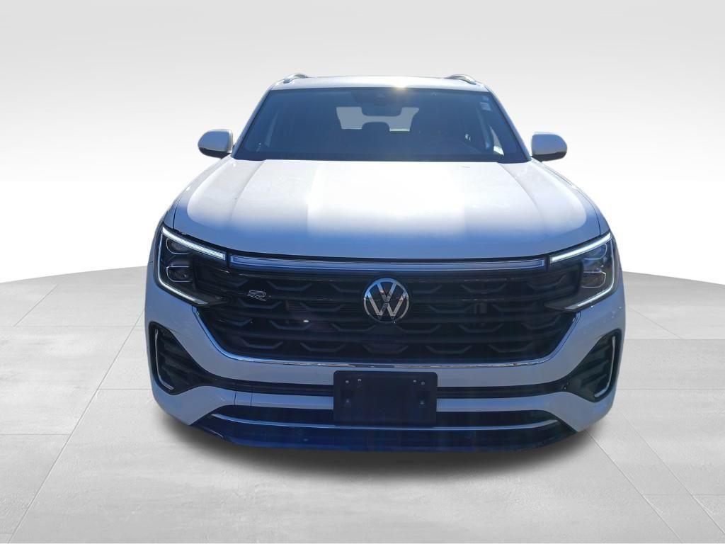 used 2024 Volkswagen Atlas Cross Sport car, priced at $38,990