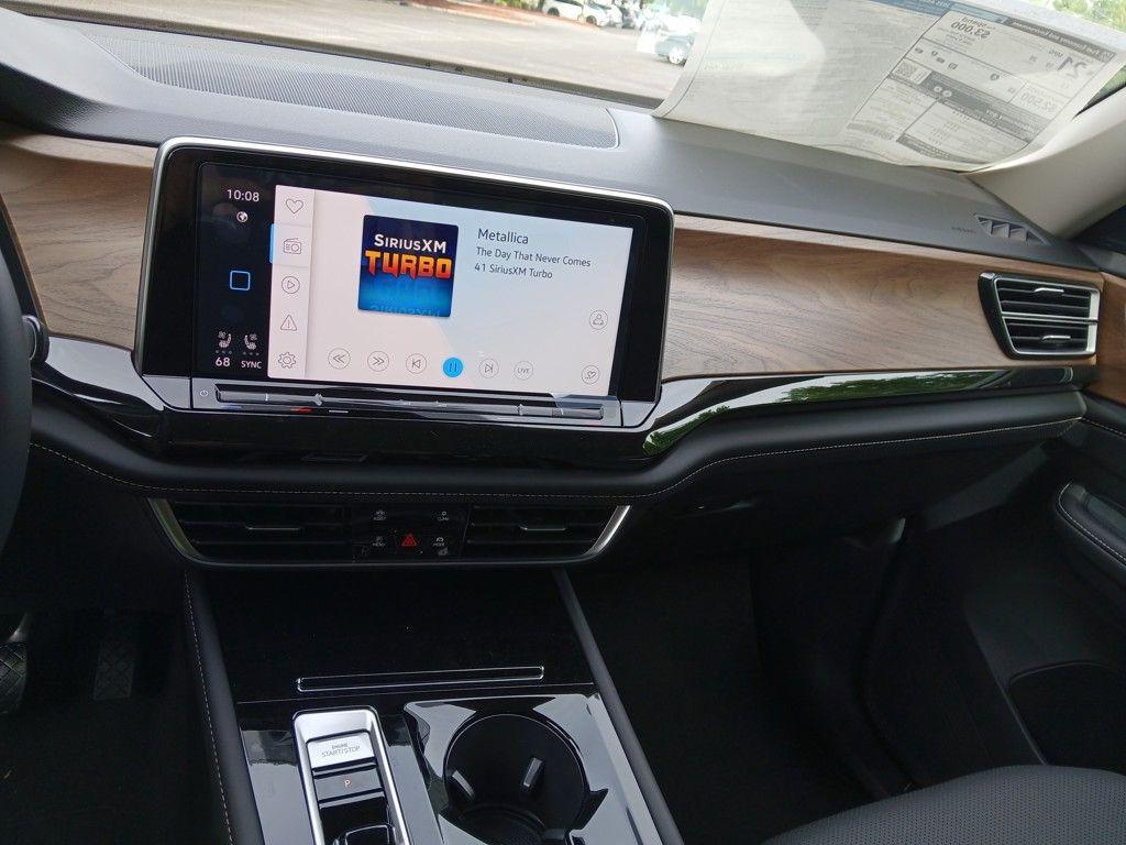 new 2025 Volkswagen Atlas car, priced at $40,348