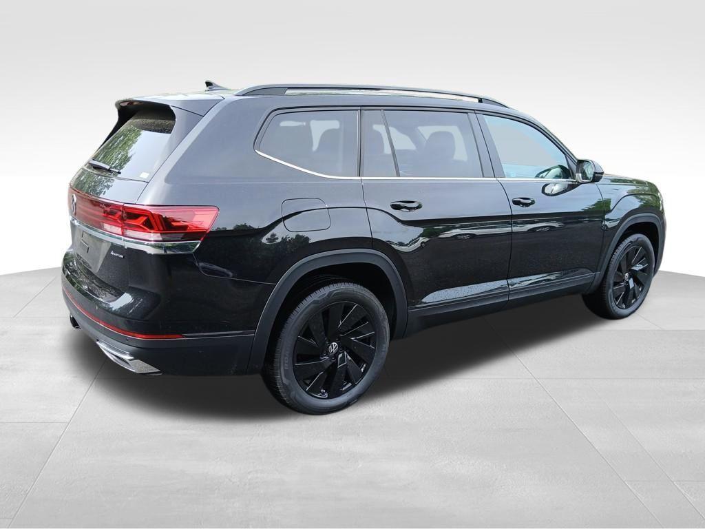 new 2025 Volkswagen Atlas car, priced at $43,648