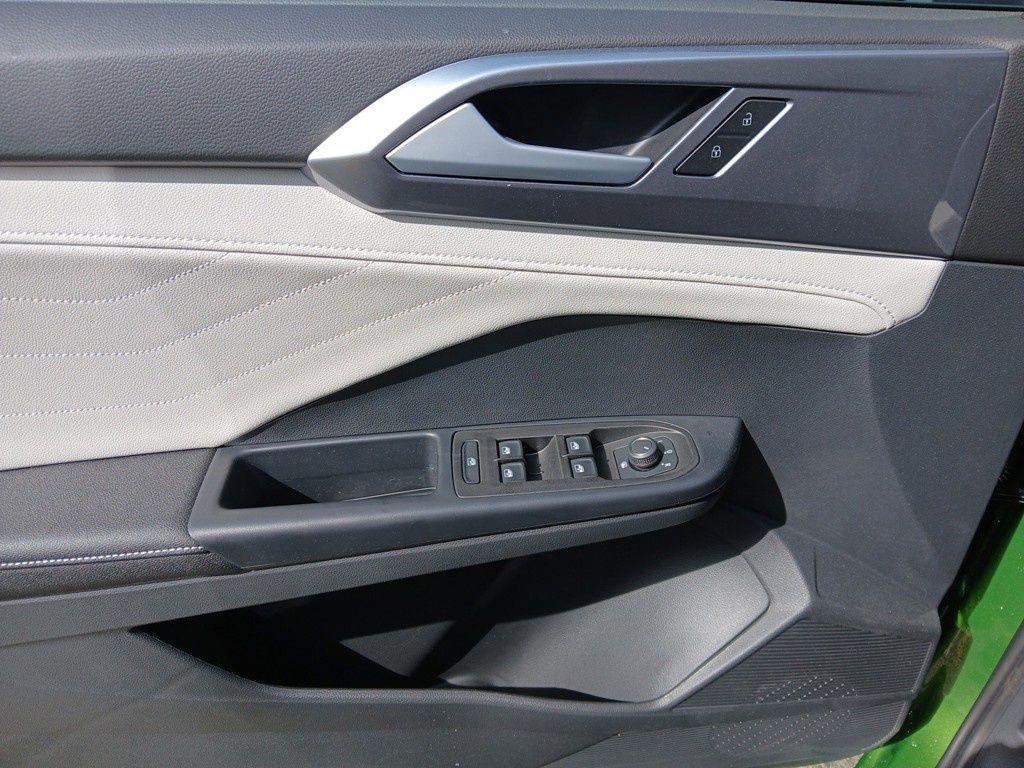 new 2025 Volkswagen Taos car, priced at $35,311