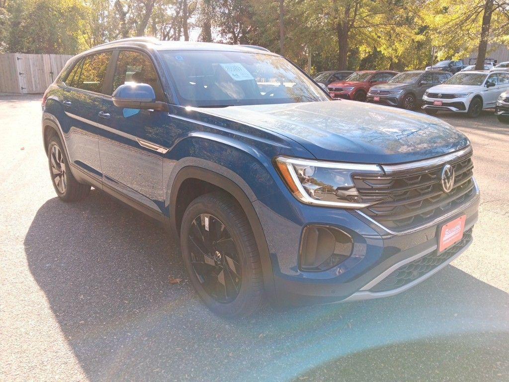 new 2025 Volkswagen Atlas Cross Sport car, priced at $46,141