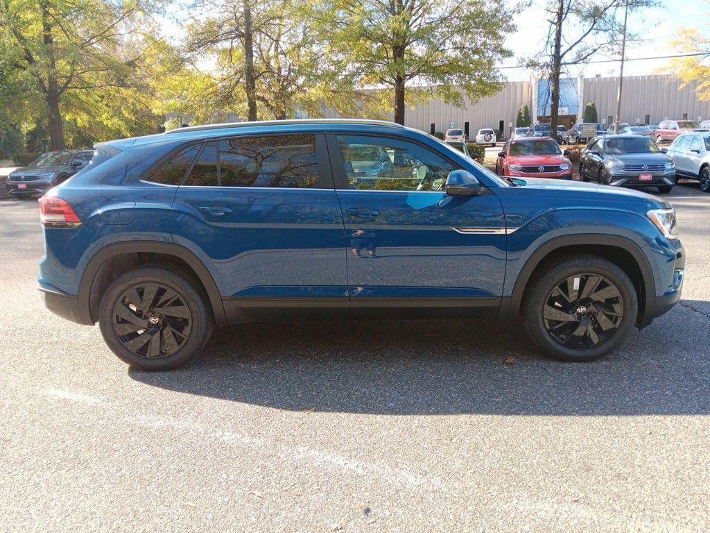 new 2025 Volkswagen Atlas Cross Sport car, priced at $46,141