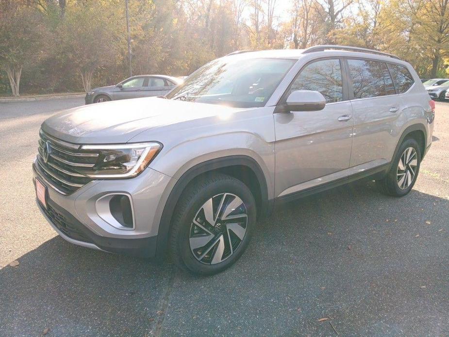 new 2025 Volkswagen Atlas car, priced at $44,700