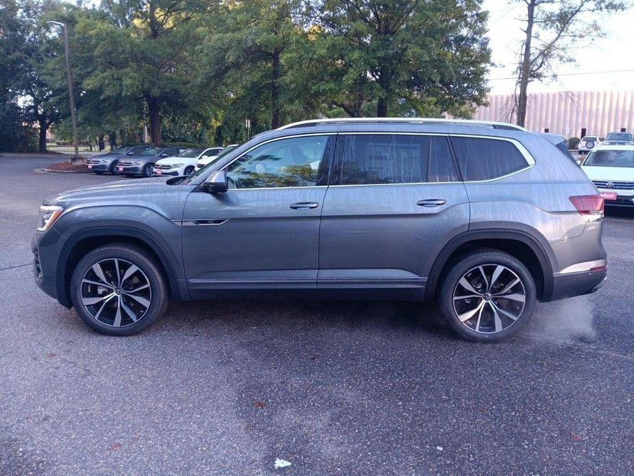 new 2024 Volkswagen Atlas car, priced at $50,231